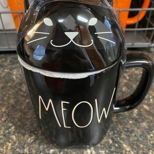 RAE DUNN ‘Meow’ topper mug!!
